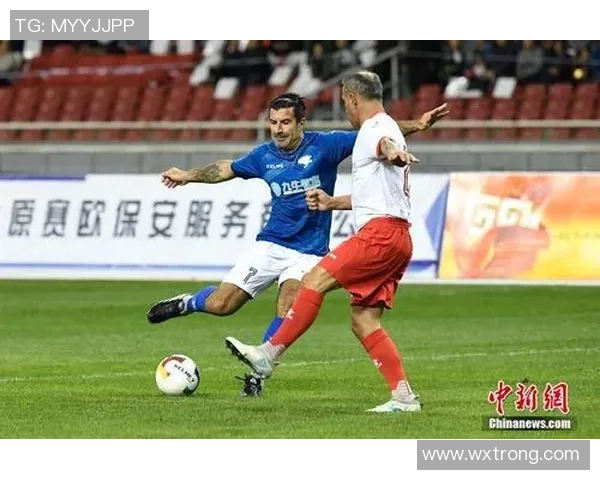 全球足球球星排名前十:谁才是当今足坛的顶尖传奇人物