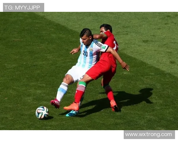 穿上便装后的足球明星们时尚亮相精彩瞬间合集